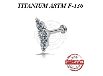 Лабрет из титана Steel and Silver с кластером Premium Crystals